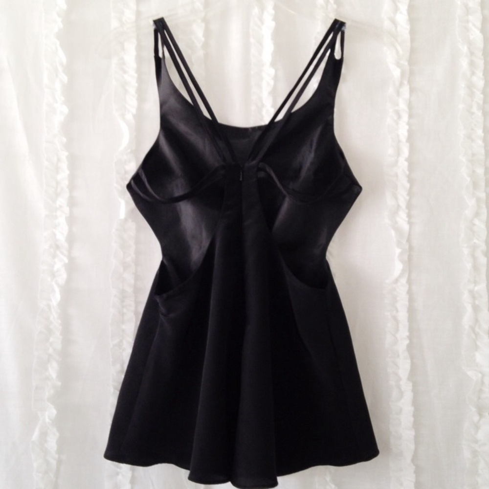 ASOS Cut Out Tank - Picture 4 of 4